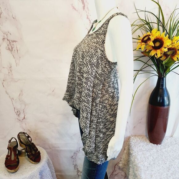 Phanuel high low knit top - Picture 2 of 7